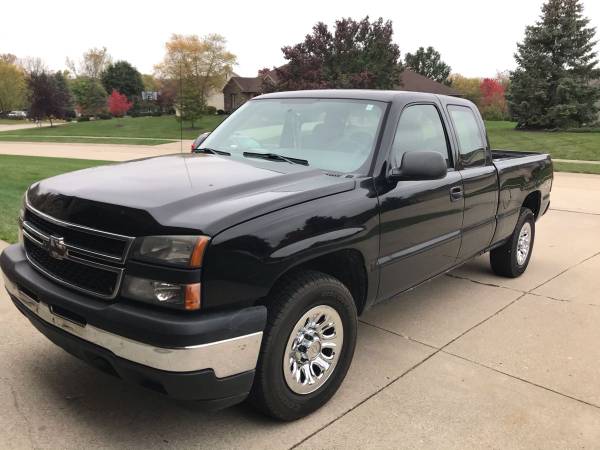 2006 Chevy pick-up. 4x4 for sale in Fort Wayne, IN