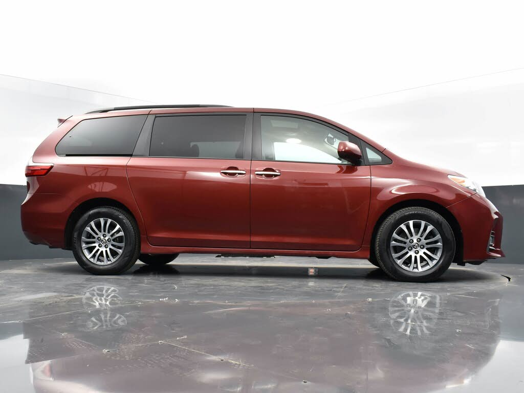 2020 Toyota Sienna Limited 7-Passenger FWD for sale in Other, NJ – photo 36