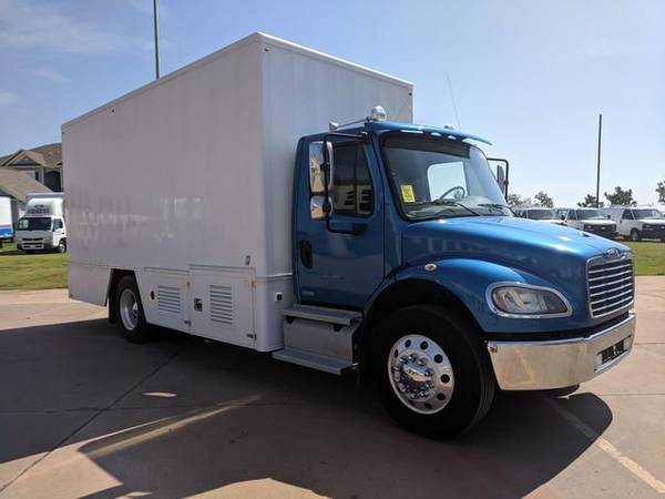 2011 Freightliner M2 18' Cargo Box, Auto, Diesel, Financing! for sale in Oklahoma City, OK – photo 2