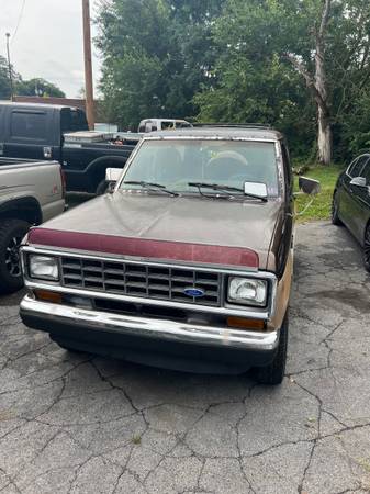 1989 Ford Bronco 2D runs and drives but needs brake work! - cars & for sale in Hagerstown, MD – photo 3