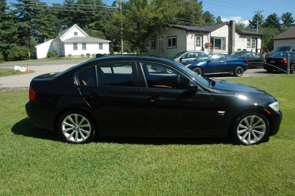 2011 BMW 328i X Drive - BLACK BEAUTY - A W Drive for sale in Windham, VT