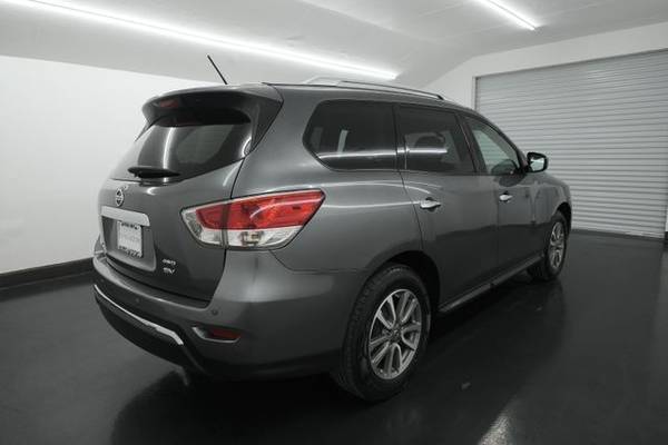 *2016* *Nissan* *Pathfinder* *SV Sport Utility 4D* - cars & trucks -... for sale in Federal Way, WA – photo 6