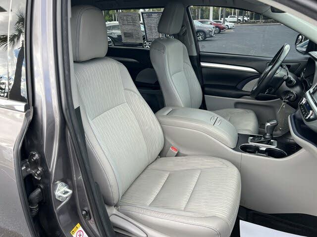 2018 Toyota Highlander LE Plus for sale in North Charleston, SC – photo 20