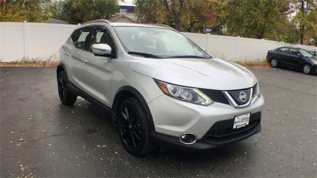2019 Nissan Rogue Sport SL FWD for sale in Saint Louis, MO – photo 2