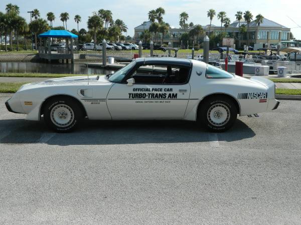 1981 PONTIAC TRANS AM - cars & trucks - by dealer - vehicle... for sale in Daytona Beach, FL – photo 4