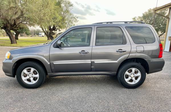 Mazda Tribute S 1 owner with only 54,000 miles - cars & trucks - by... for sale in McAllen, TX – photo 5
