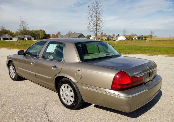 2004 Mercury Grand Marquis GS EXCELLENT 2DAY ONLY $1690 for sale in New Franken, WI – photo 4