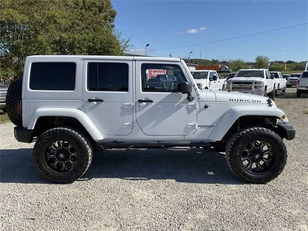 2014 Jeep Wrangler Unlimited Rubicon **Chillicothe Truck Southern... for sale in Chillicothe, OH – photo 4