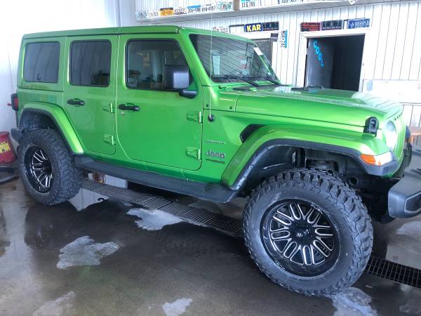2019 Jeep Wrangler Unlimited Sahara Lifted for sale in Rochester, MN