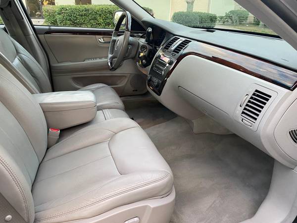 Fabulous 2008 CADILLAC DTS - Clean title! - - cars & trucks - by... for sale in Orlando, FL – photo 11