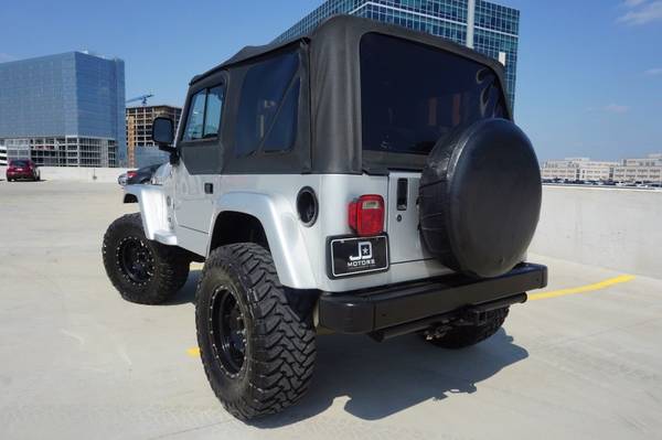 2005 Jeep Wrangler *(( Custom * Lifted 4.0L )) 6 Speed Manual for sale in Austin, TX – photo 7