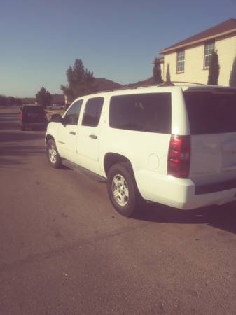 2007 Suburban for Sale or Trade for Van for sale in San Antonio, TX – photo 2