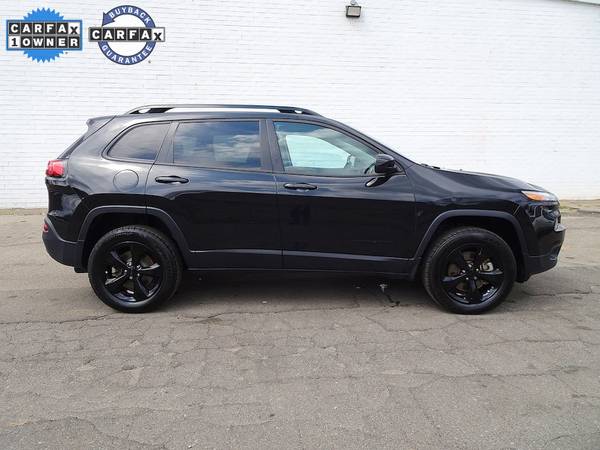 Jeep Cherokee Latitude 4WD SUV Bluetooth Carfax Certified We Finance! for sale in tri-cities, TN, TN