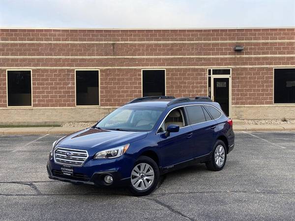 2015 Subaru Outback 2 5i Premium: All Wheel Drive Rear View Came for sale in Madison, WI – photo 2