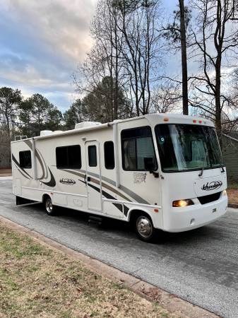 2005 Thor motor coach hurricane for sale in Conyers, TN – photo 2