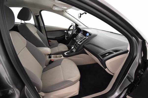 2014 Ford Focus Se - cars & trucks - by dealer - vehicle automotive... for sale in Des Moines, IA – photo 20