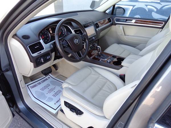 2012 Volkswagen Touareg ,TDI ,Turbo Diesel , Navigation, One owner for sale in Phoenix, AZ – photo 9