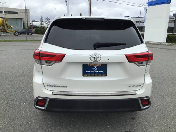 2019 Toyota Highlander XLE - - by dealer - vehicle for sale in Anchorage, AK – photo 4