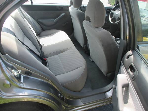 2005 Honda Civic Automatic-Cold AC-Good on Gas-No Rust - cars & for sale in Racine, WI – photo 9