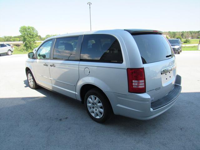 2008 Chrysler Town & Country LX for sale in Oostburg, WI – photo 7