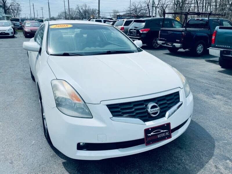 2008 Nissan Altima Coupe 2.5 S for sale in Kenosha, WI