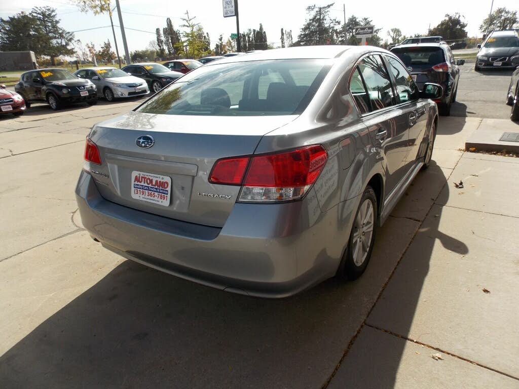 2010 Subaru Legacy 2.5i Premium for sale in Cedar Rapids, IA – photo 2
