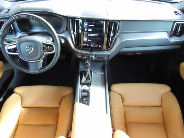 2018 Volvo XC60 T6 AWD Inscription, Denim Blue, Amber Heated Leather for sale in Portland, OR – photo 11