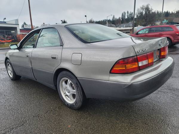 1998 Lexus ES300 (Clean Title - Automatic) - - by for sale in Roseburg, OR – photo 4