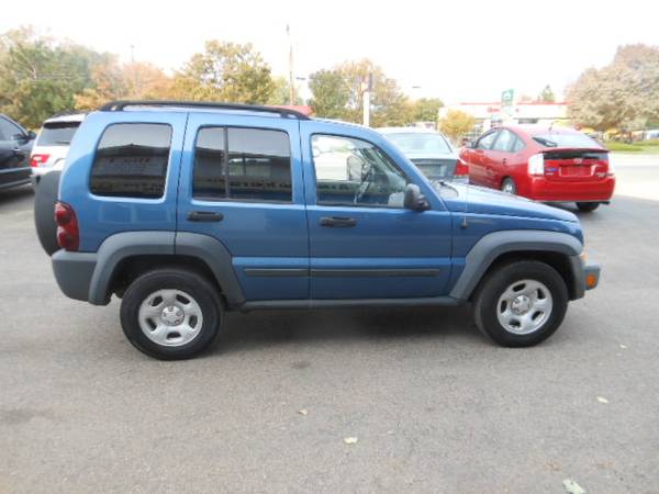 2006 Jeep Liberty Sport 4X4..Clean Carfax..Runs Great!! for sale in Loveland, CO – photo 4