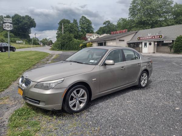 09 BMW 528X all wheel drive - - by dealer - vehicle for sale in Wallkill, NY