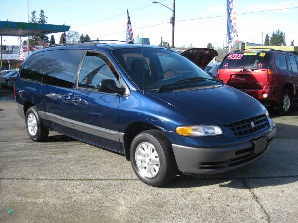 2000 CHRYSLER GRAND VOYAGER LOW MILES ONE OWNER - - by for sale in Other, WA