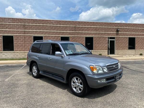 2005 Lexus LX 470: LOW MILES 4WD 3rd Row Seating LOADED for sale in Madison, WI – photo 3