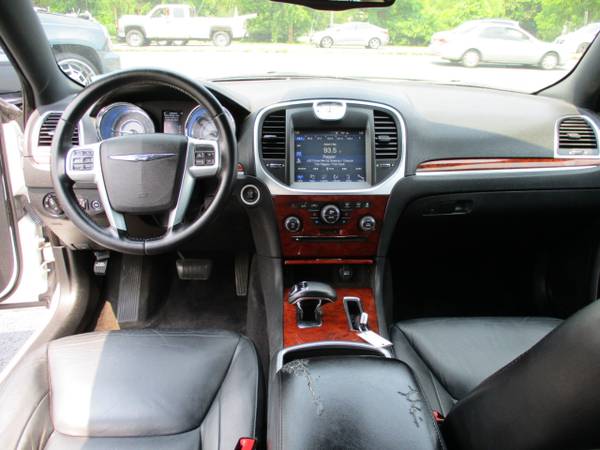 2012 Chrysler 300 Limited RWD for sale in Roanoke, VA – photo 15