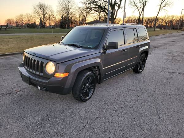2014 Jeep patriot Altitude Edition - cars & trucks - by owner -... for sale in Aurora, IL – photo 5