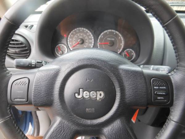 2006 Jeep Liberty Sport 4X4..Clean Carfax..Runs Great!! for sale in Loveland, CO – photo 15