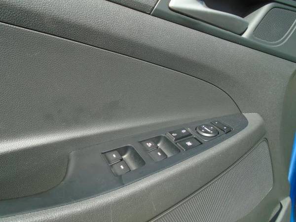 2018 Hyundai Tucson SEL hatchback Caribbean Blue for sale in El Paso, TX – photo 8