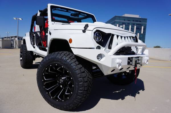 2015 Jeep Wrangler Unlimited ( NICEST JEEPS UNDER 50K ) - cars & for sale in Austin, TX – photo 4