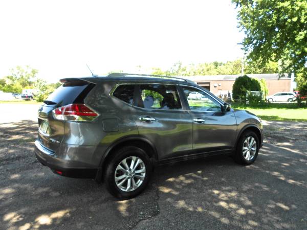 2015 NISSAN ROGUE SV w/AWD for sale in Maple Plain, MN – photo 7