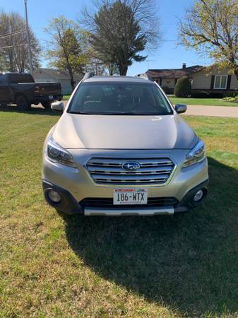 2017 Subaru Outback Limited for sale in Shawano, WI – photo 6