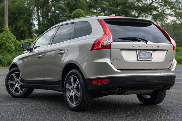 2013 VOLVO XC60 T6 PREMIUM - CERTIFIED CLEAN CARFAX REPORT! ALL WHEEL for sale in Neptune City, NJ – photo 4