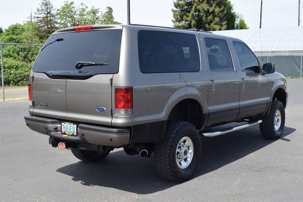 2005 Ford Excursion LIMITED - - by dealer - vehicle for sale in Cottage Grove, OR – photo 3