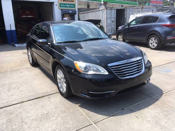 2013 Chrysler 200 4C TOURING . We FINANCE! for sale in STATEN ISLAND, NY – photo 3