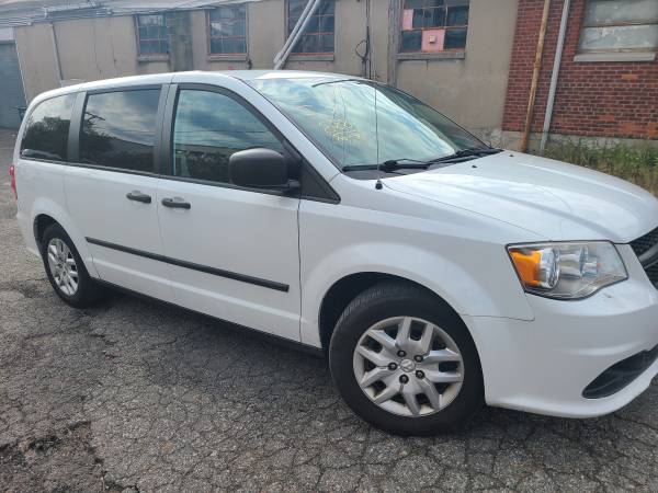 Dodge grand caravan tradesman - cars & trucks - by owner - vehicle... for sale in Rutherford, NJ – photo 2