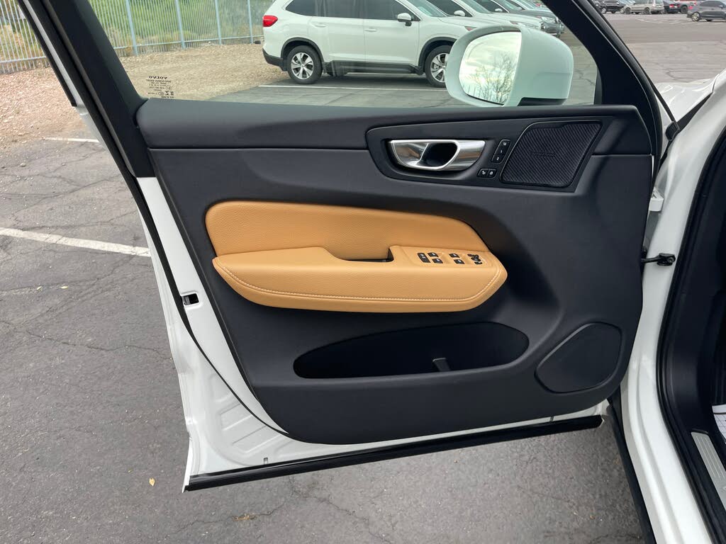 2019 Volvo XC60 Hybrid Plug-in T8 Inscription eAWD for sale in Tucson, AZ – photo 22