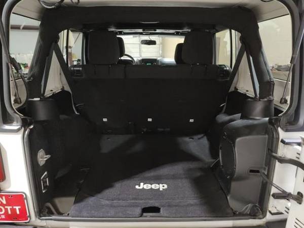 2014 Jeep Wrangler Unlimited SUV Wrangler Unlimited Jeep - cars & for sale in Wharton, TX – photo 16