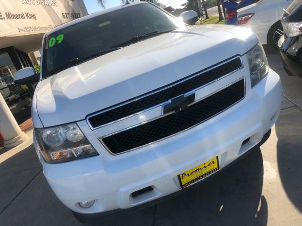 09' Chevy Tahoe LT, 8 Cyl, 2WD, Auto, Leather, Third Row for sale in Visalia, CA – photo 6