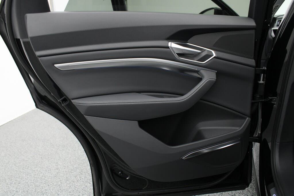 2021 Audi e-tron Premium Plus quattro SUV AWD for sale in Nixa, MO – photo 34