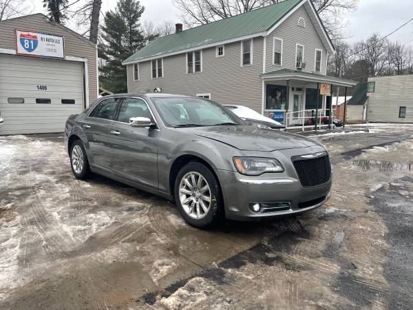 2011 Chrysler 300 Limited - - by dealer - vehicle for sale in Constantia, NY