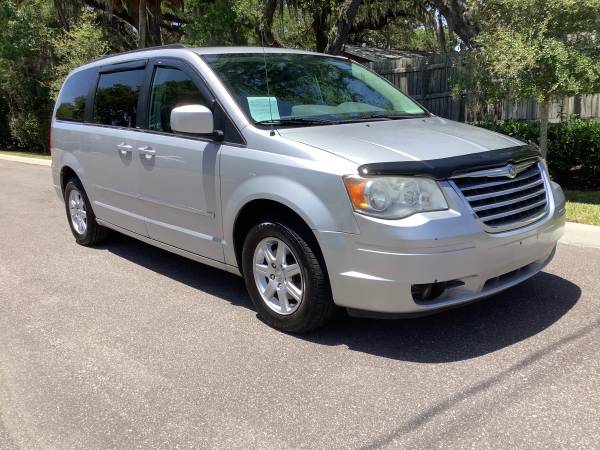 2010 Chrysler Town and County Touring New Tires Excellent Condition! for sale in Sarasota, FL