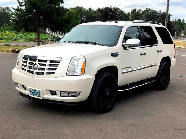 2007 Cadillac Escalade Base AWD 4dr SUV - NEW INVENTORY SALE!! for sale in Gladstone, OR – photo 2